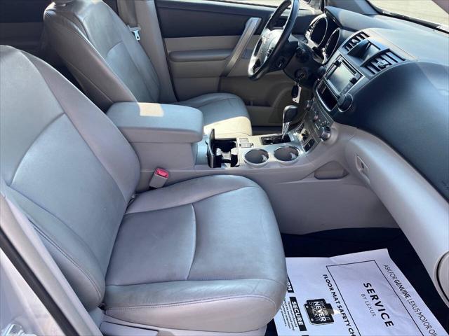 used 2013 Toyota Highlander car, priced at $18,500