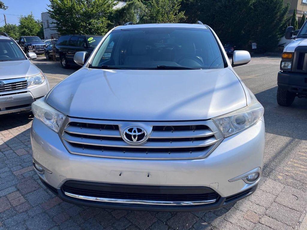used 2013 Toyota Highlander car, priced at $15,800