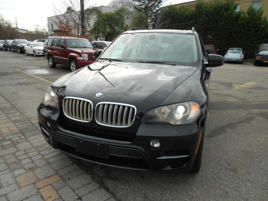 used 2011 BMW X5 car, priced at $15,800