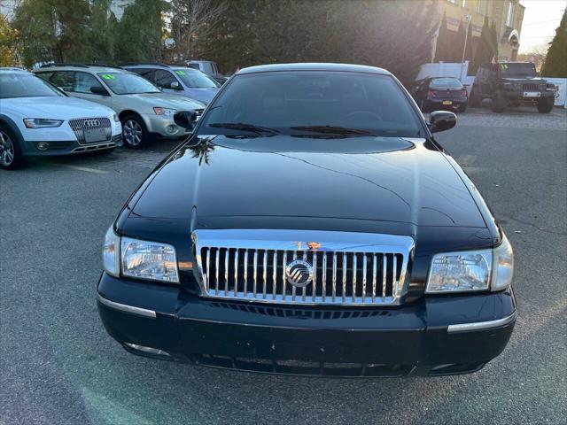 used 2008 Mercury Grand Marquis car, priced at $11,500