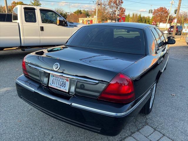 used 2008 Mercury Grand Marquis car, priced at $11,500