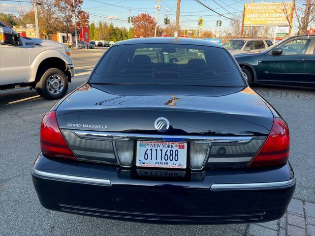 used 2008 Mercury Grand Marquis car, priced at $11,500