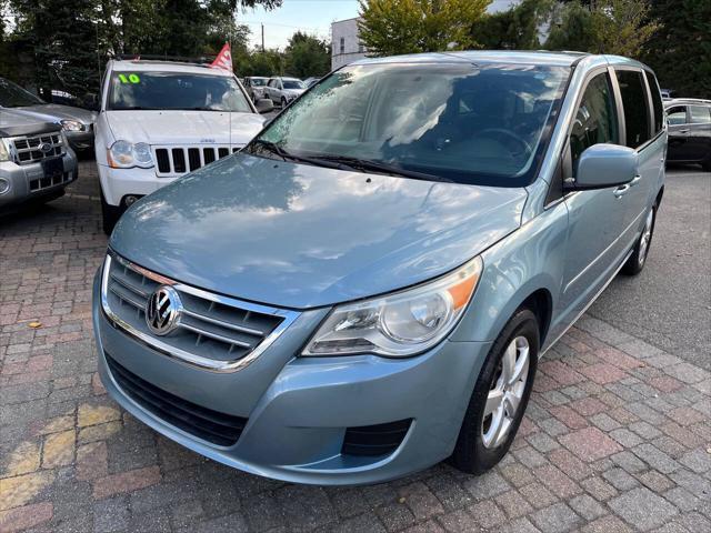 used 2010 Volkswagen Routan car, priced at $8,500