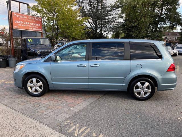 used 2010 Volkswagen Routan car, priced at $8,500