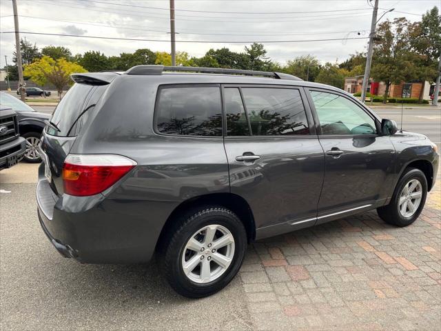 used 2010 Toyota Highlander car, priced at $10,800