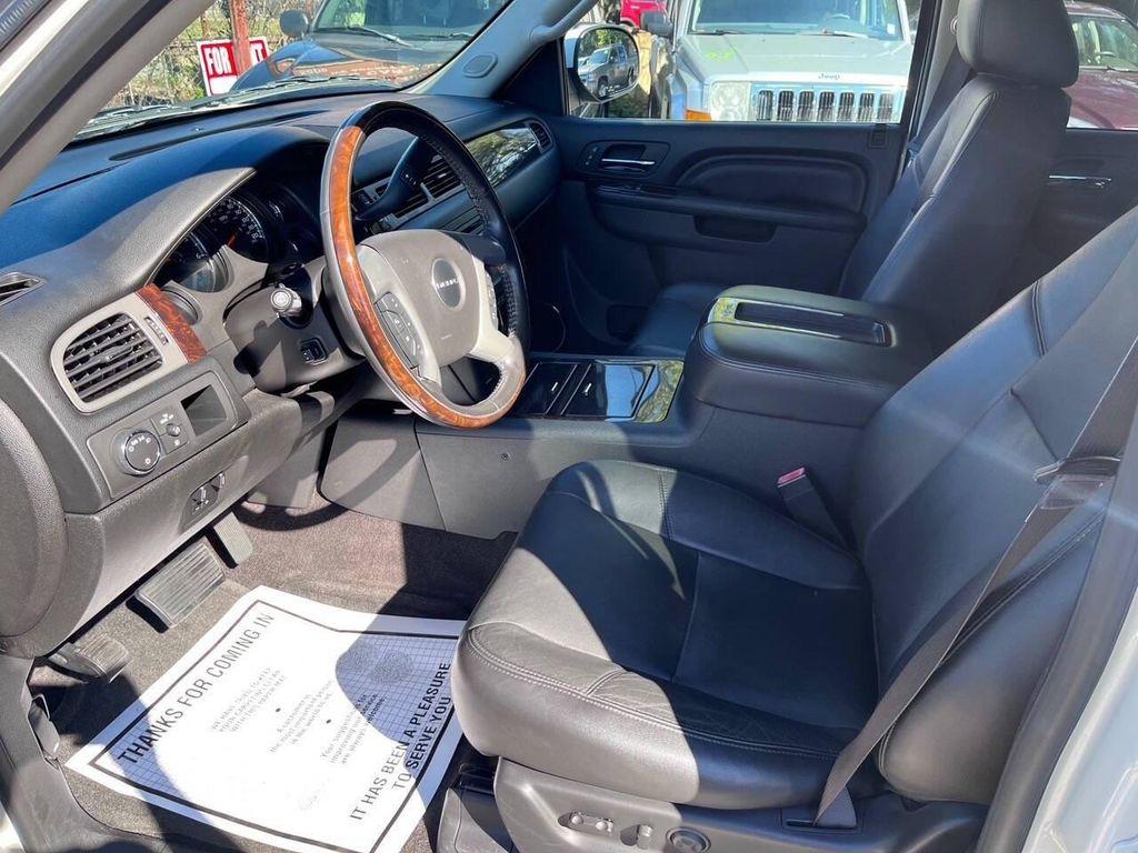 used 2014 GMC Yukon car, priced at $28,500