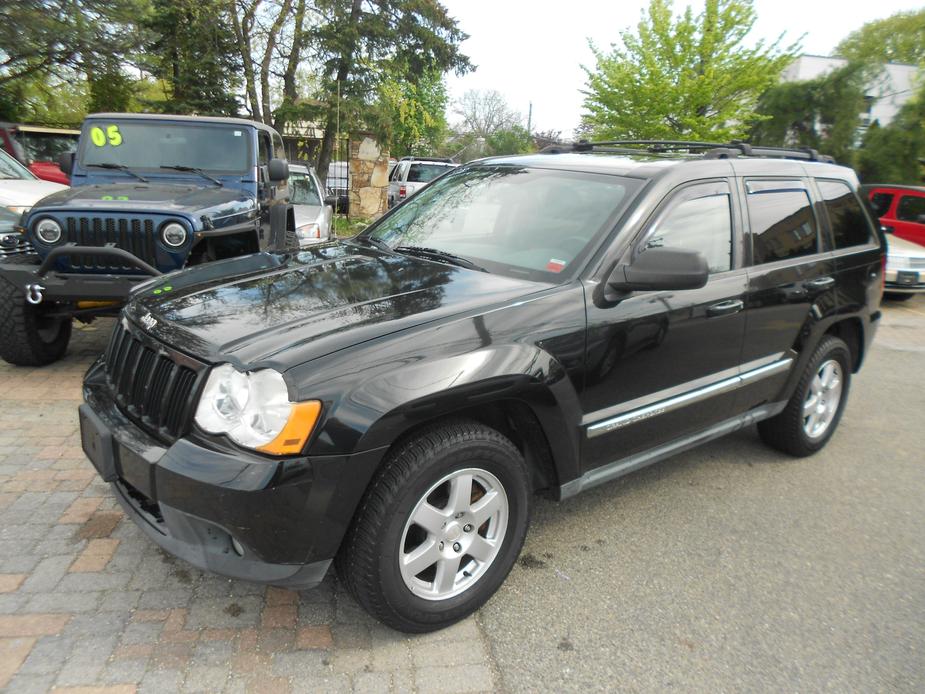 used 2010 Jeep Grand Cherokee car, priced at $10,500