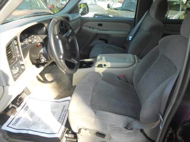 used 2002 Chevrolet Suburban car, priced at $28,800