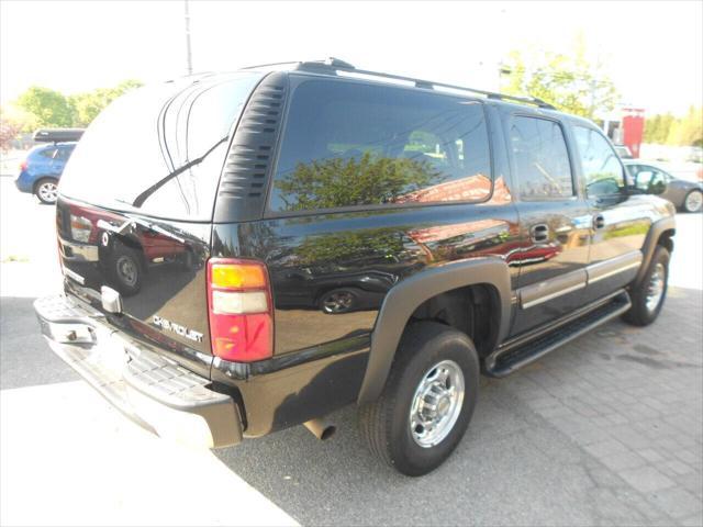 used 2002 Chevrolet Suburban car, priced at $28,800