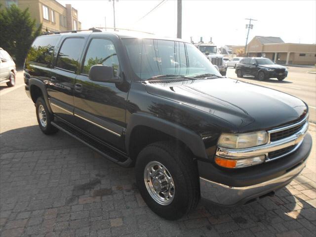 used 2002 Chevrolet Suburban car, priced at $28,800