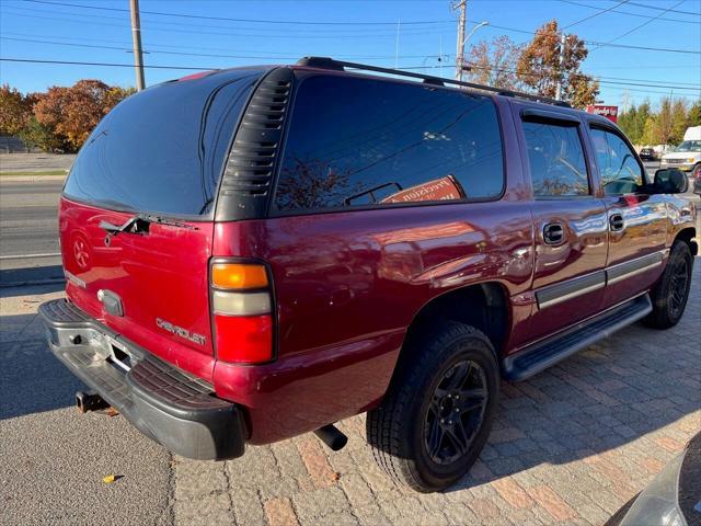 used 2005 Chevrolet Suburban car, priced at $12,500