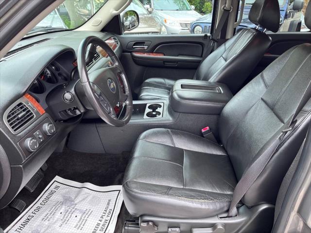 used 2008 Chevrolet Avalanche car, priced at $15,800