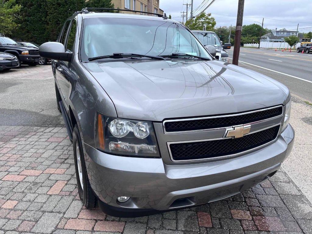 used 2008 Chevrolet Avalanche car, priced at $15,400