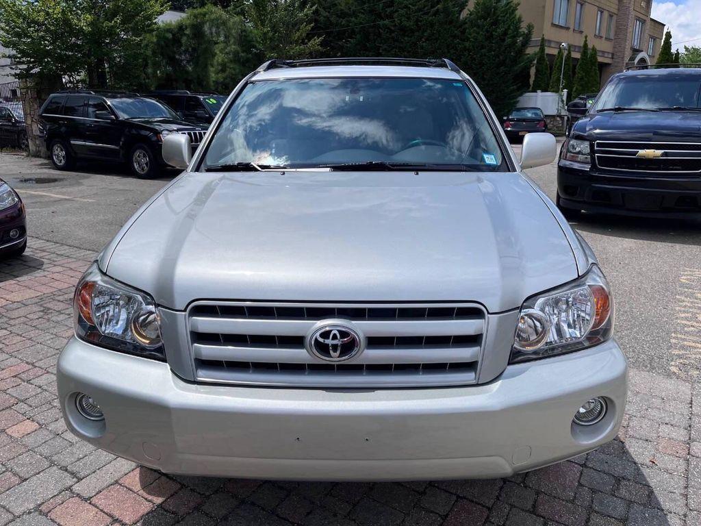 used 2007 Toyota Highlander car, priced at $12,800
