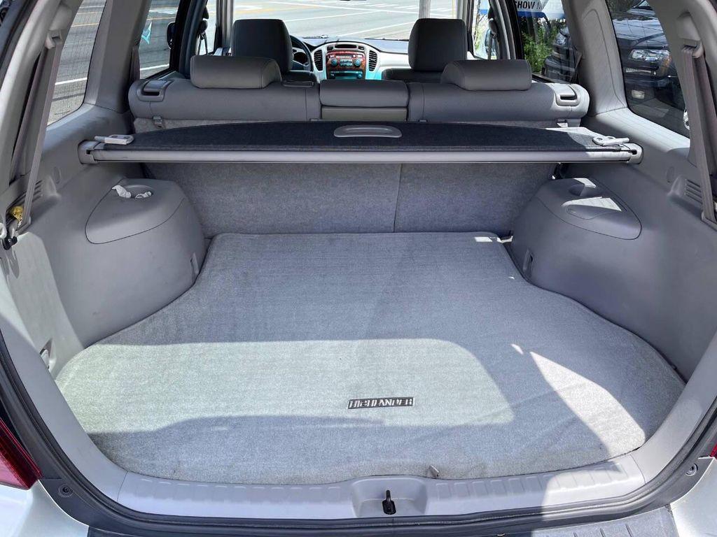 used 2007 Toyota Highlander car, priced at $12,800