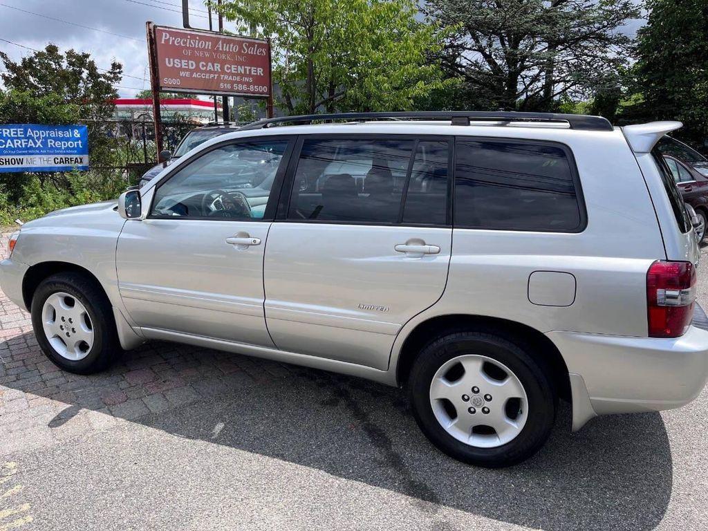 used 2007 Toyota Highlander car, priced at $12,800