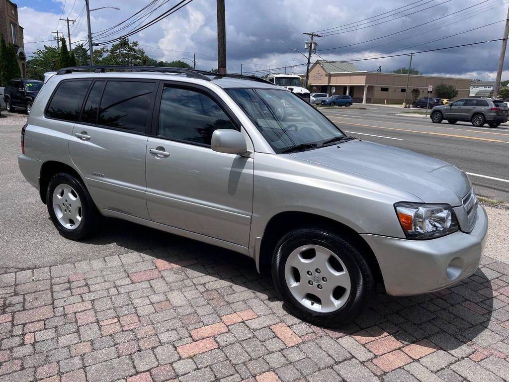 used 2007 Toyota Highlander car, priced at $12,800