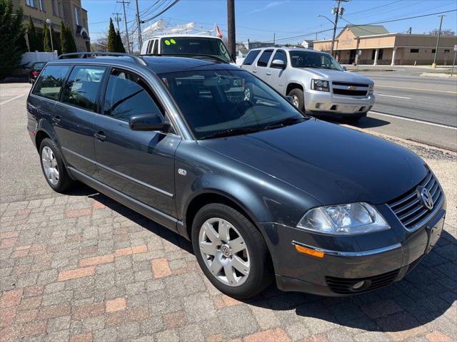 used 2002 Volkswagen Passat car, priced at $12,800