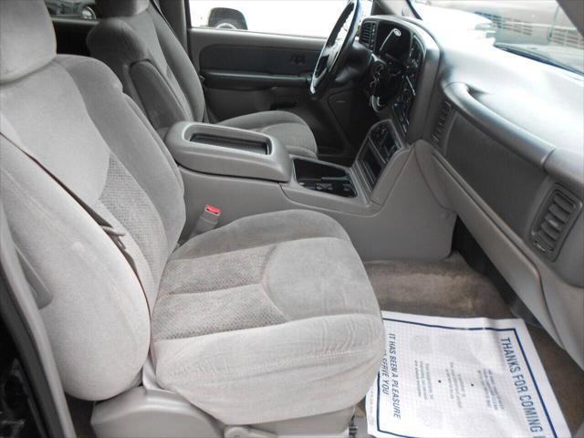 used 2003 Chevrolet Suburban car, priced at $28,800