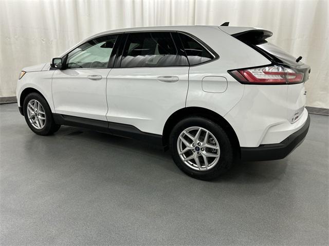 used 2022 Ford Edge car, priced at $22,899