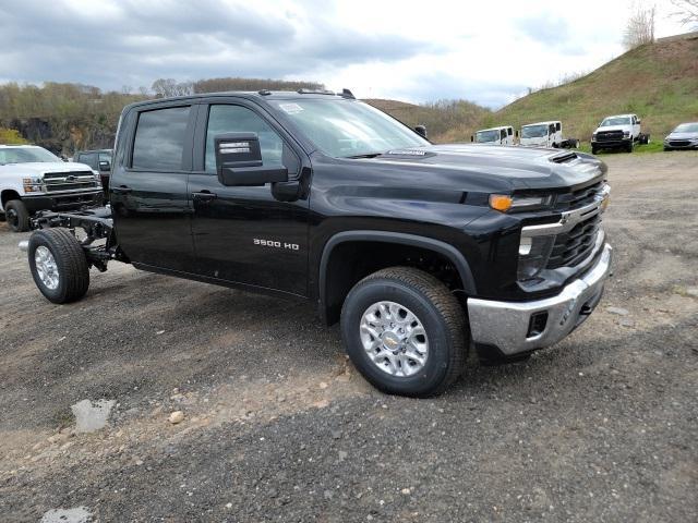 new 2024 Chevrolet Silverado 3500 car, priced at $78,593