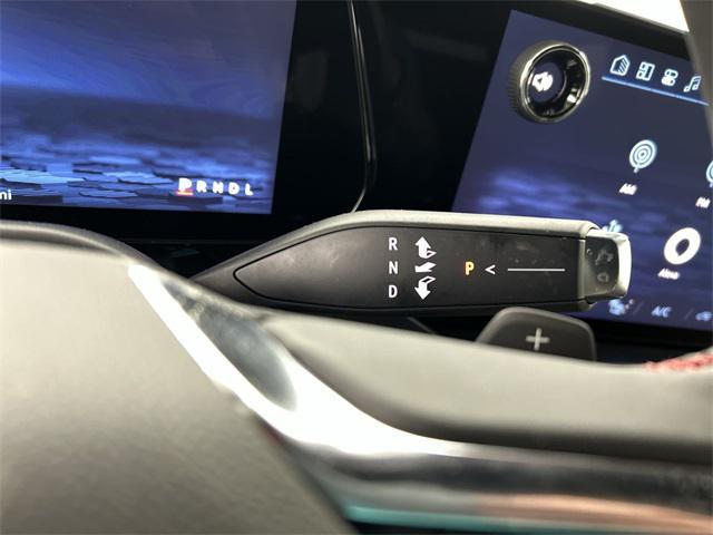 new 2025 Chevrolet Suburban car, priced at $76,722
