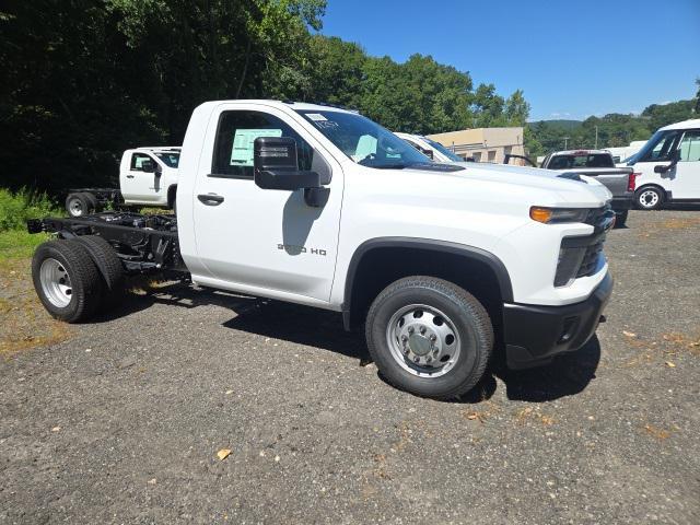 new 2025 Chevrolet Silverado 3500 car, priced at $48,788