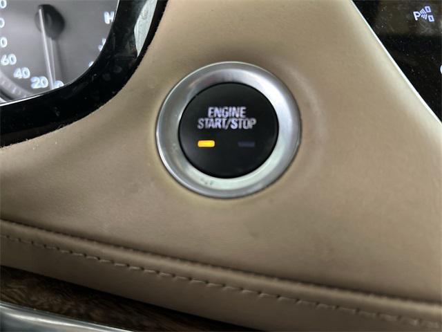 used 2021 Cadillac XT5 car, priced at $31,899