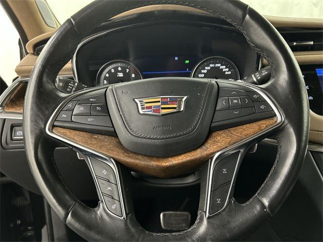 used 2021 Cadillac XT5 car, priced at $31,899
