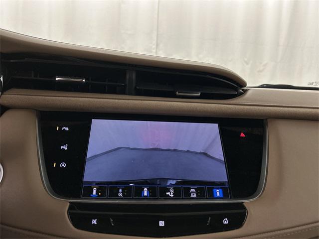 used 2021 Cadillac XT5 car, priced at $31,899