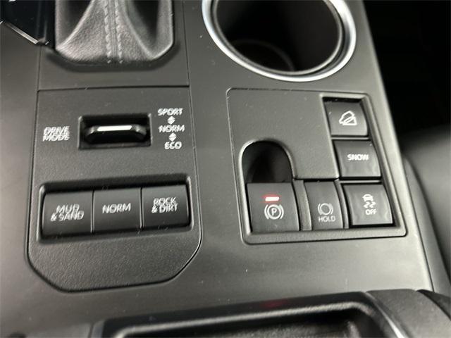 used 2024 Toyota Highlander car, priced at $33,900