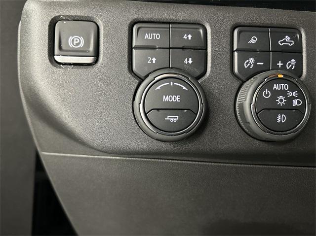 used 2024 Chevrolet Silverado 1500 car, priced at $59,995
