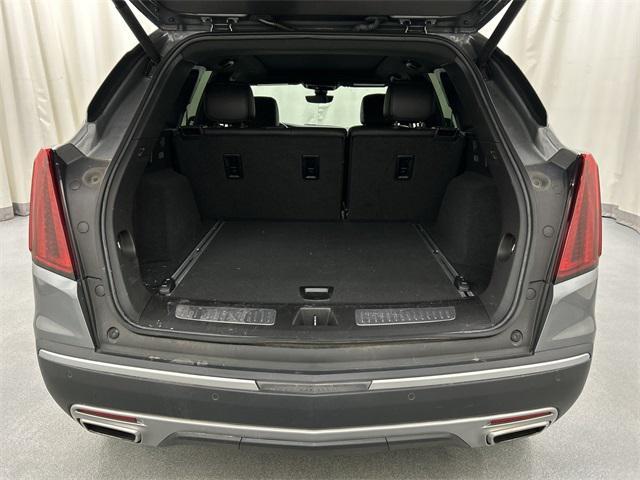 used 2022 Cadillac XT5 car, priced at $31,500