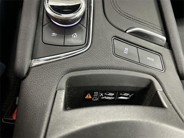 used 2022 Cadillac XT5 car, priced at $31,500