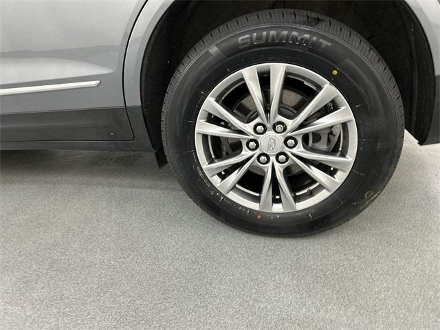 used 2022 Cadillac XT5 car, priced at $31,500