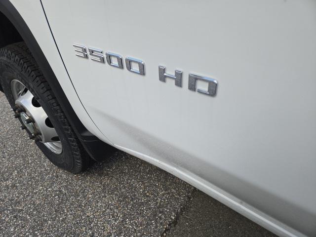 new 2025 Chevrolet Silverado 3500 car, priced at $44,088