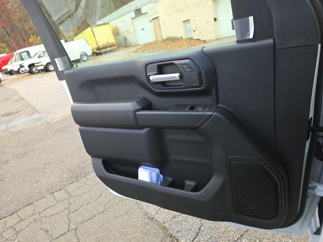 new 2025 Chevrolet Silverado 3500 car, priced at $44,088