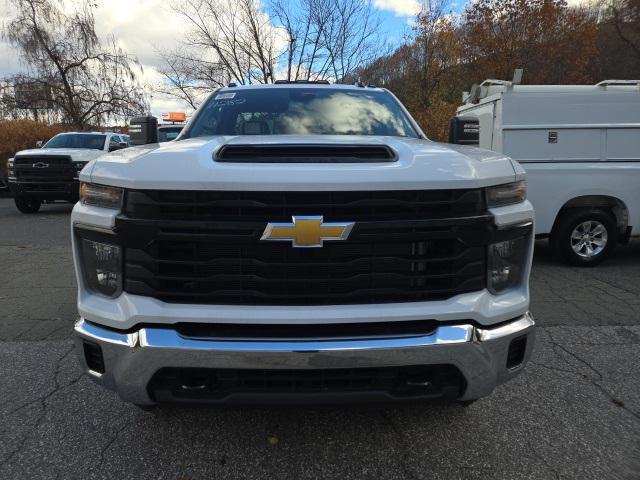 new 2025 Chevrolet Silverado 3500 car, priced at $44,088