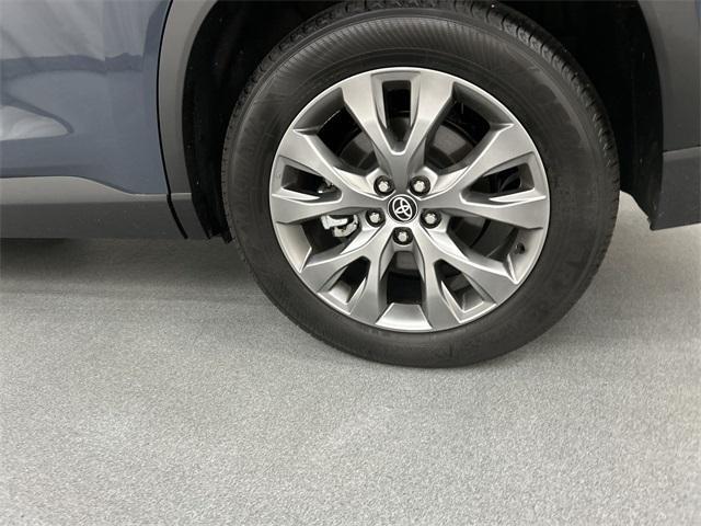 used 2025 Toyota Grand Highlander car, priced at $54,991