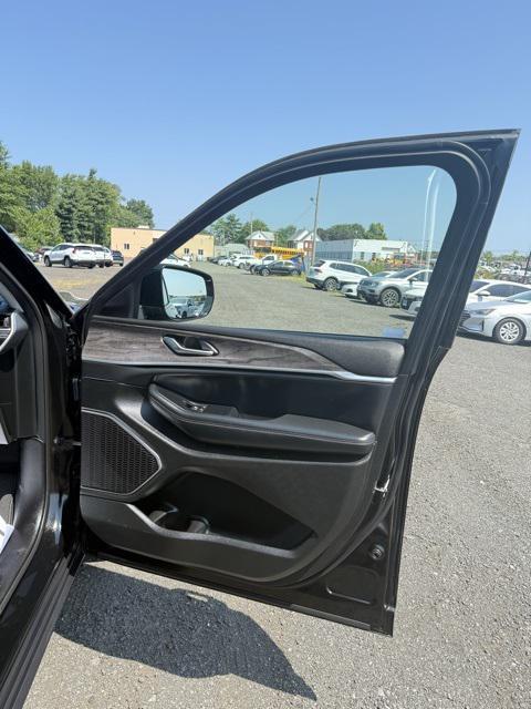 used 2022 Jeep Grand Cherokee L car, priced at $31,975