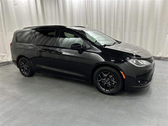 used 2020 Chrysler Pacifica car, priced at $18,968