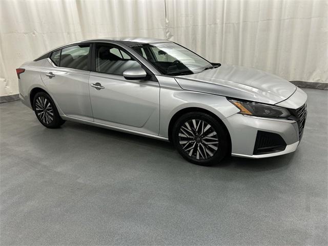used 2023 Nissan Altima car, priced at $16,948