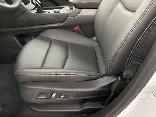 new 2025 Cadillac XT5 car, priced at $53,715