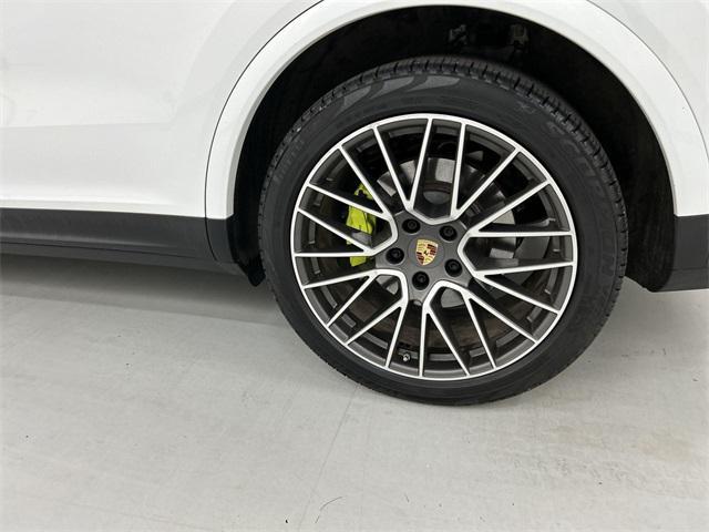 used 2021 Porsche Cayenne E-Hybrid car, priced at $51,500