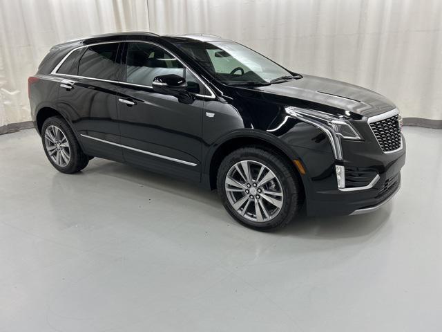 new 2025 Cadillac XT5 car, priced at $53,615