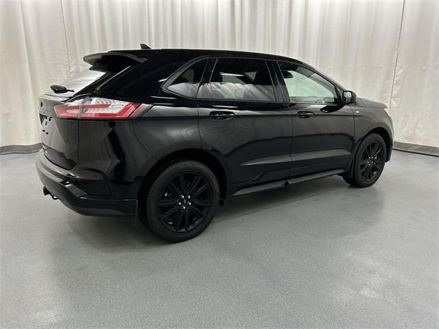 used 2023 Ford Edge car, priced at $29,999