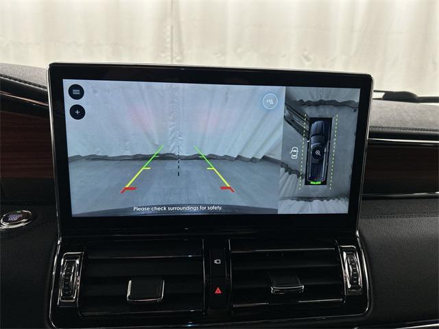 used 2024 Lincoln Navigator car, priced at $76,947