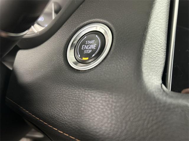 used 2020 Cadillac XT4 car, priced at $21,444