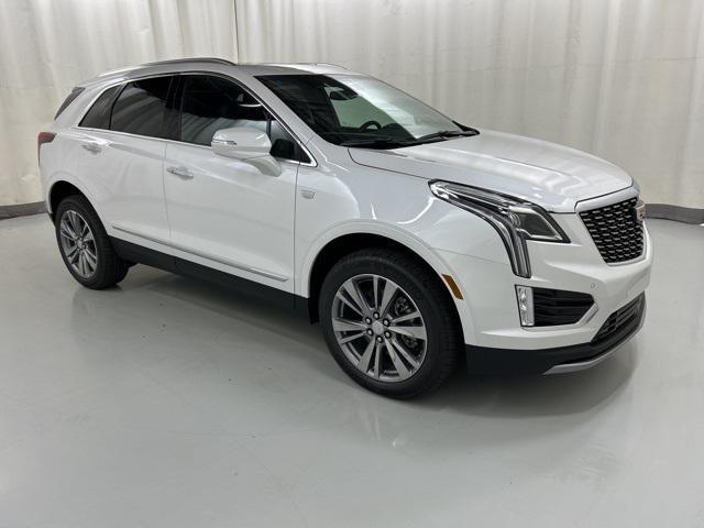 new 2025 Cadillac XT5 car, priced at $54,215