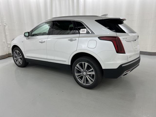 new 2025 Cadillac XT5 car, priced at $54,215